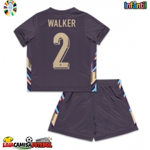 Camisa de Futebol Inglaterra Kyle Walker #2 Equipamento Secundário Infantil Europeu 2024 Manga Curta (+ Calças curtas)